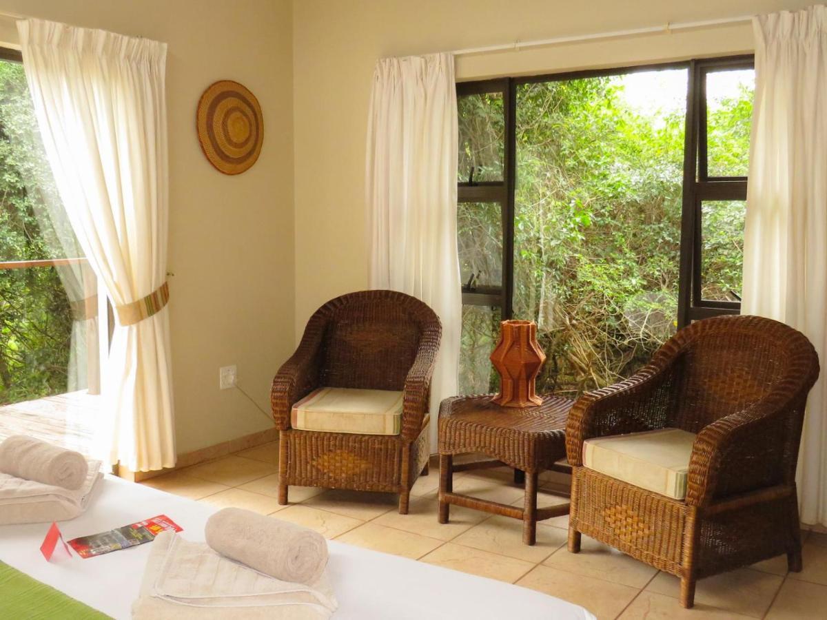 Umkhumbi Lodge Hluhluwe Exteriör bild