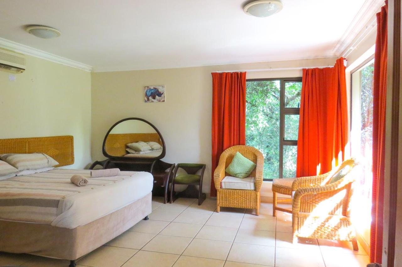 Umkhumbi Lodge Hluhluwe Exteriör bild