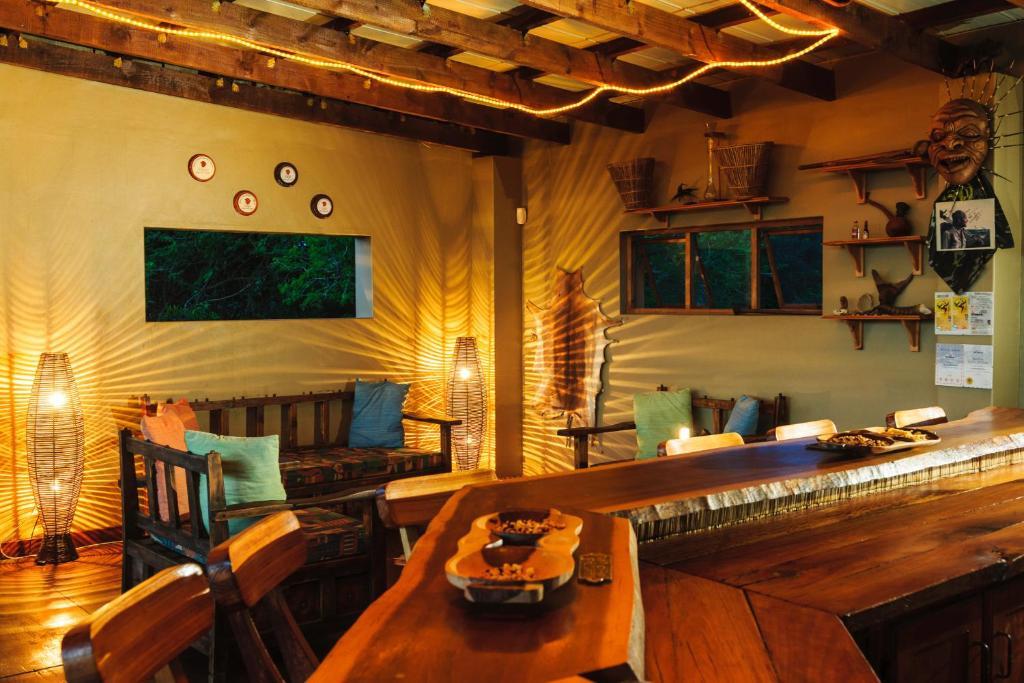 Umkhumbi Lodge Hluhluwe Exteriör bild