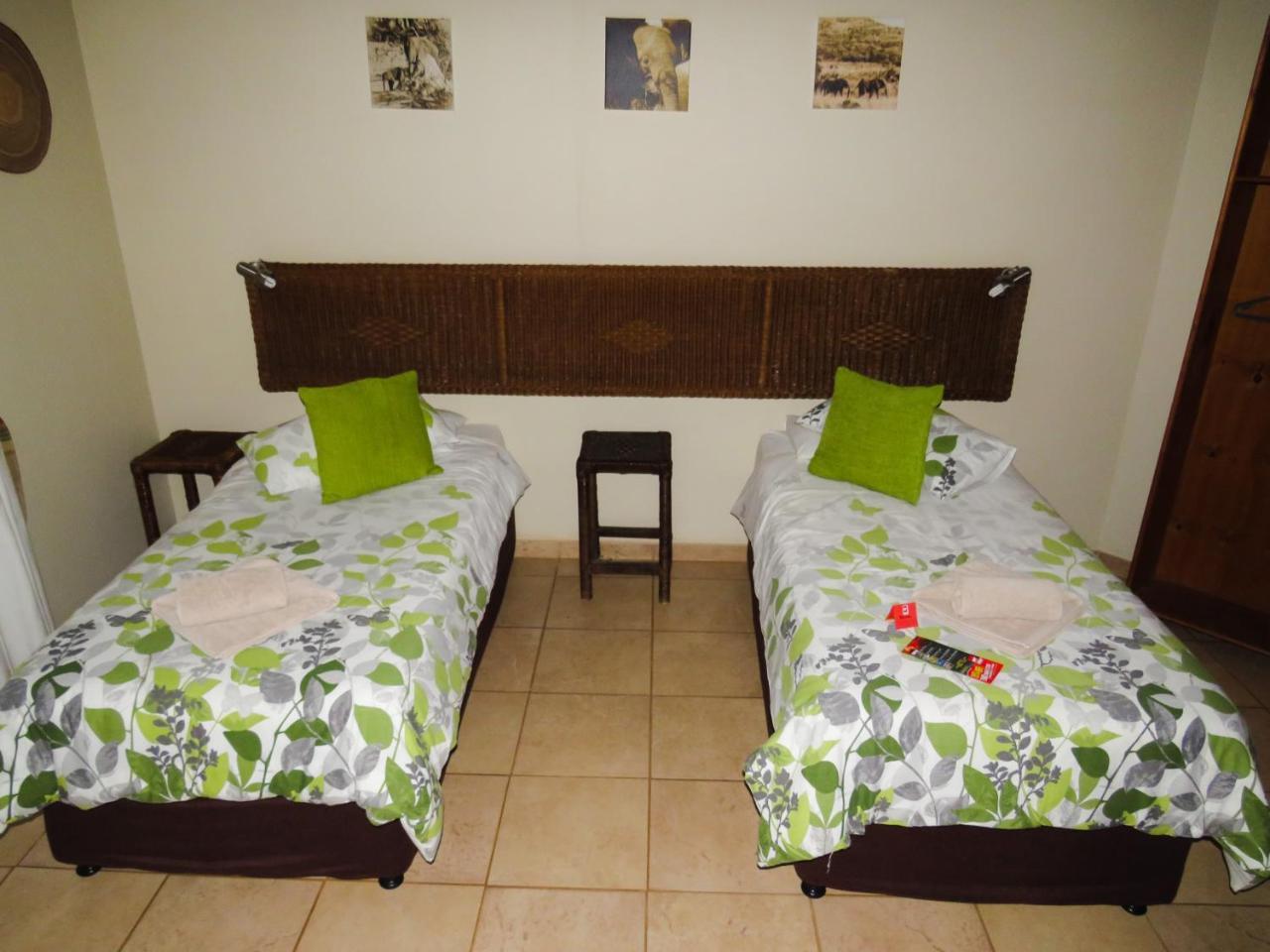 Umkhumbi Lodge Hluhluwe Exteriör bild